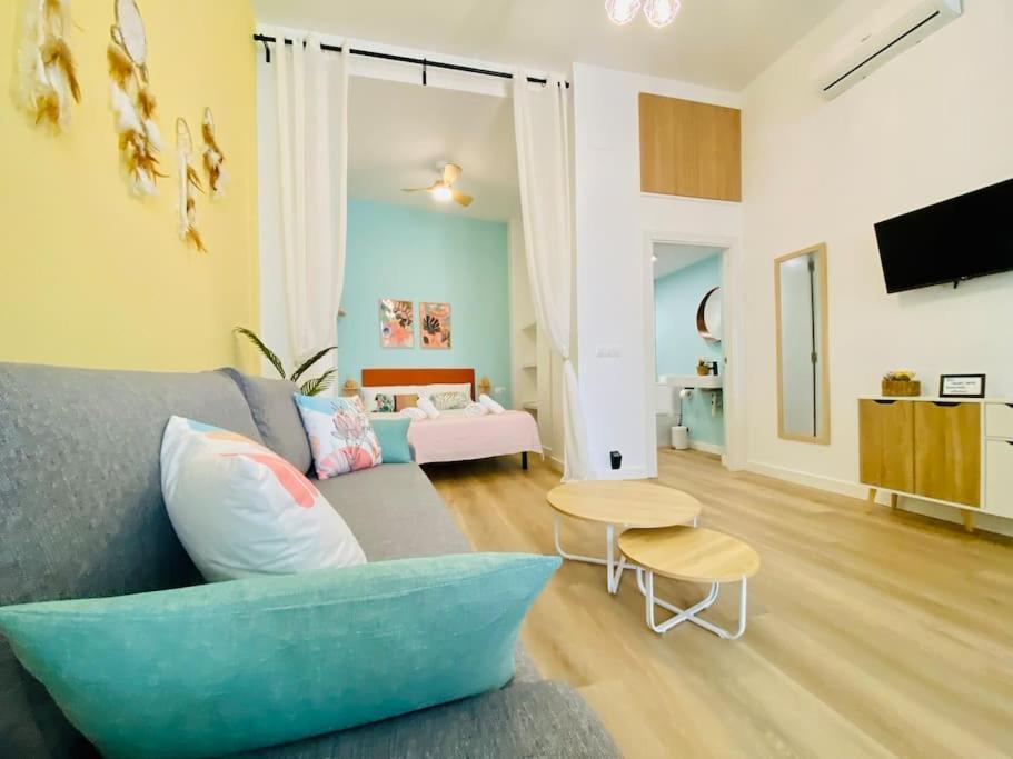 Ferienwohnung Beautiful And Charming Loft In Russafa Soho Valencia Exterior foto