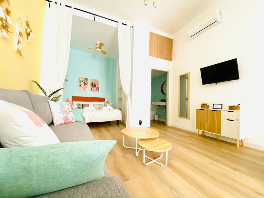 Ferienwohnung Beautiful And Charming Loft In Russafa Soho Valencia Exterior foto