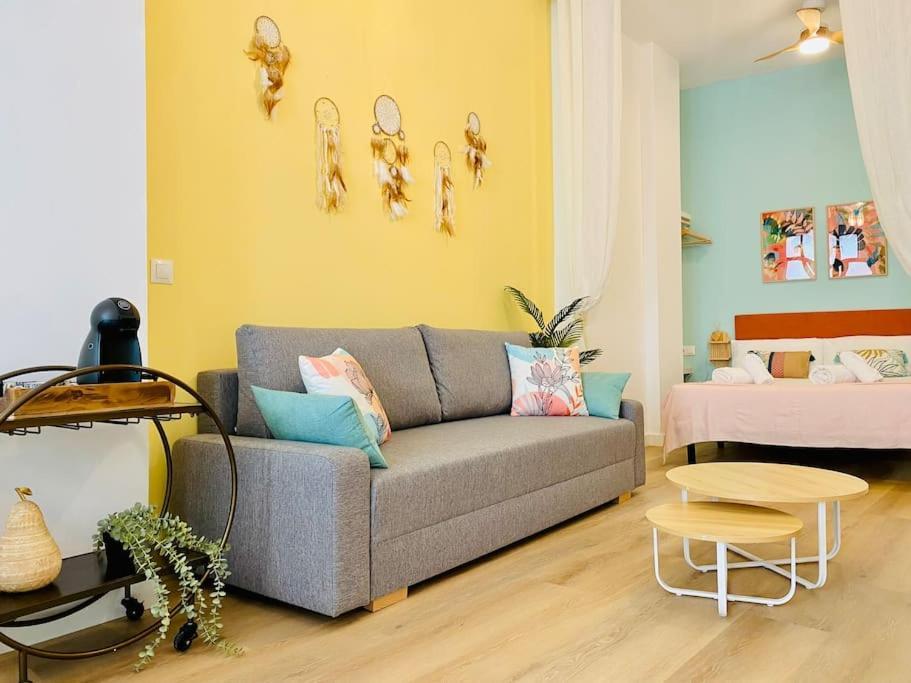 Ferienwohnung Beautiful And Charming Loft In Russafa Soho Valencia Exterior foto
