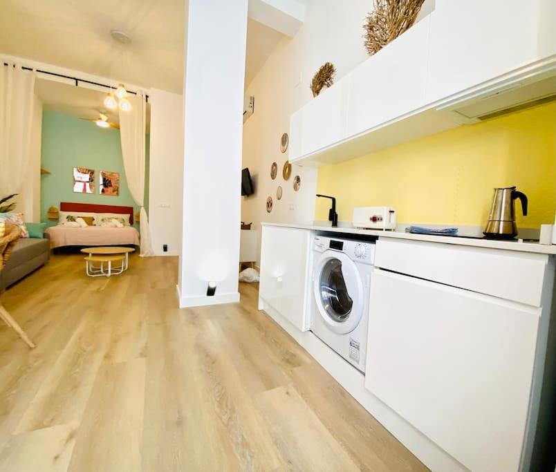 Ferienwohnung Beautiful And Charming Loft In Russafa Soho Valencia Exterior foto